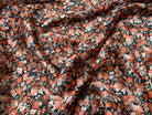 YORYU SATIN STRIPE IMPRIMÉ FLEURS ORANGÉS FOND NOIR FINES RAYURES LUREX DORÉ - My Little Coupon