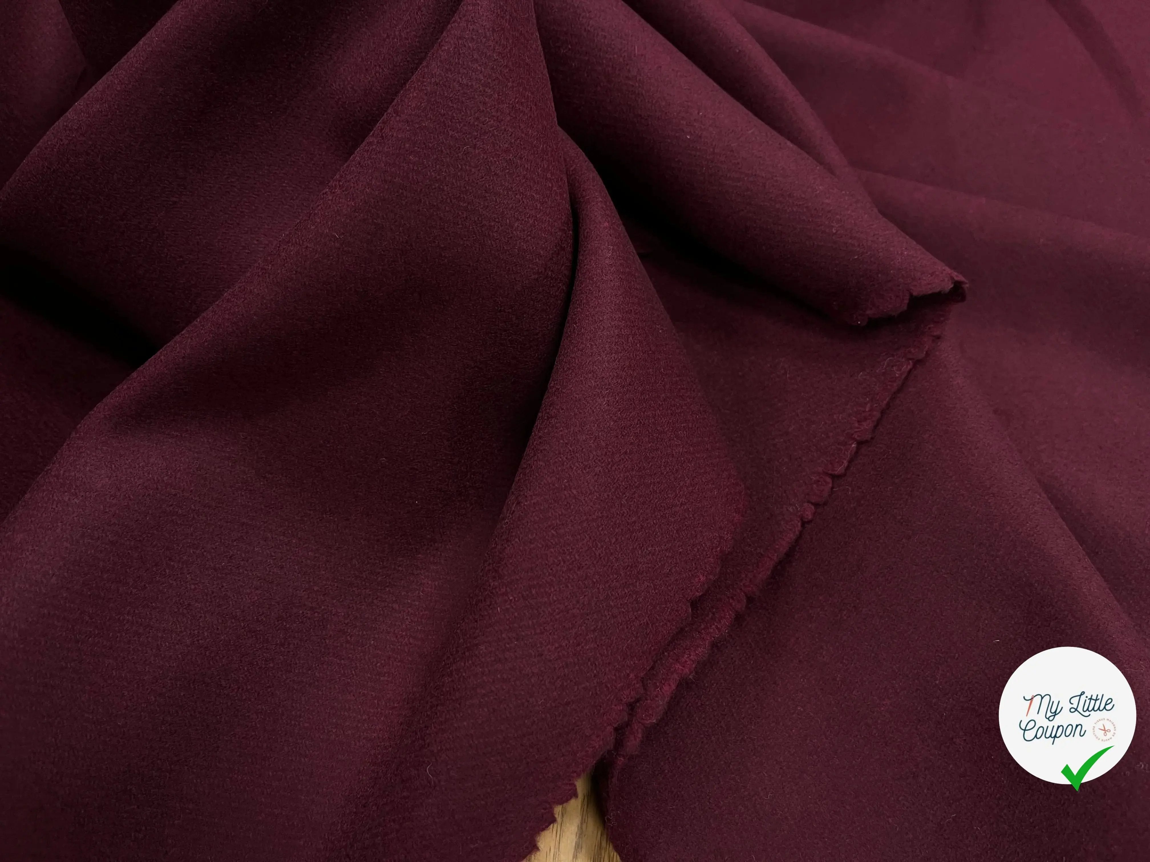 LAINE CABAN CHOCOLAT BURGUNDY STRIÉ - My Little Coupon