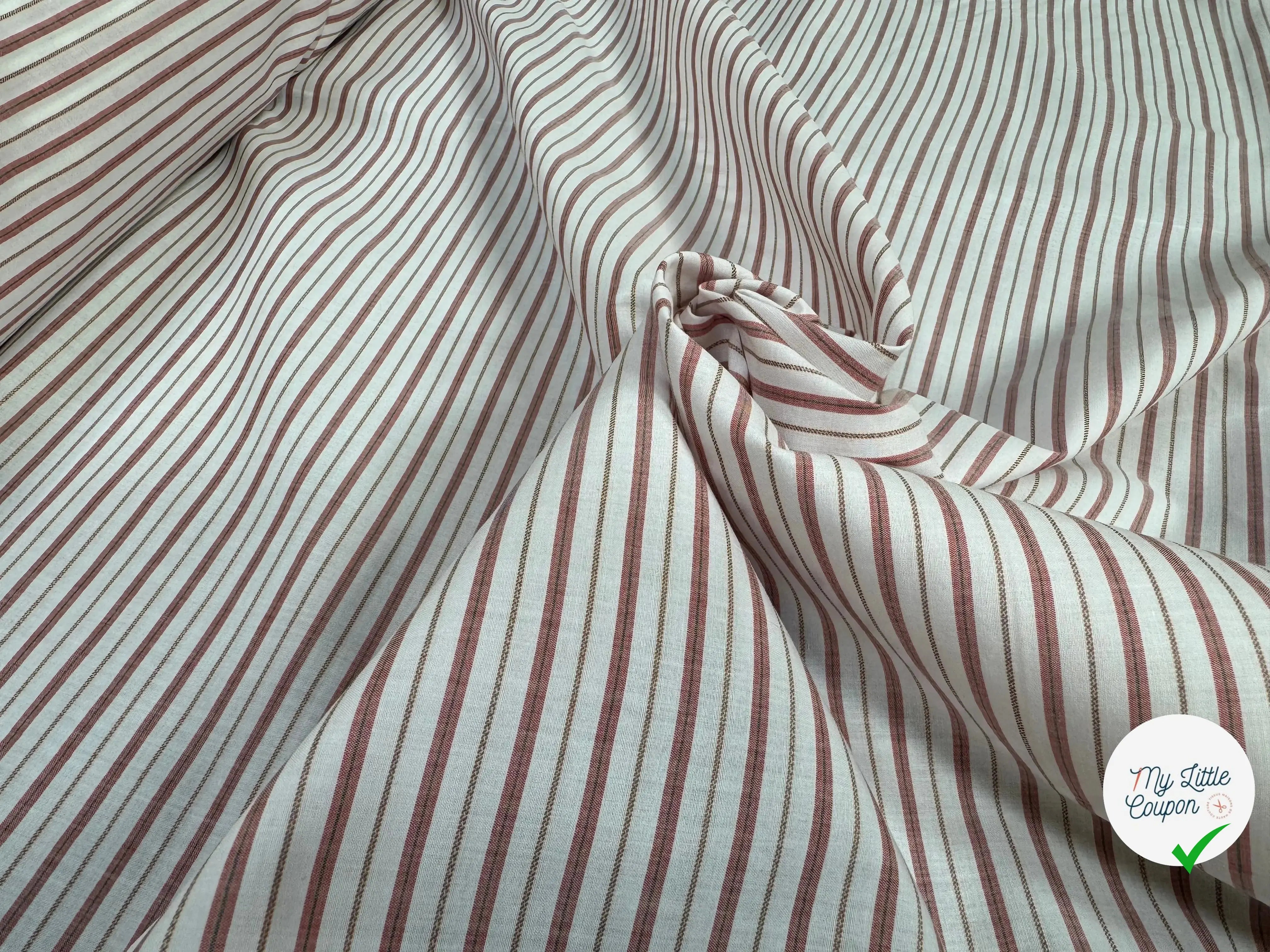 POPELINE DE COTON RAYURES VERTICALES BLANCHES, ROUGE ET MARRON - My Little Coupon
