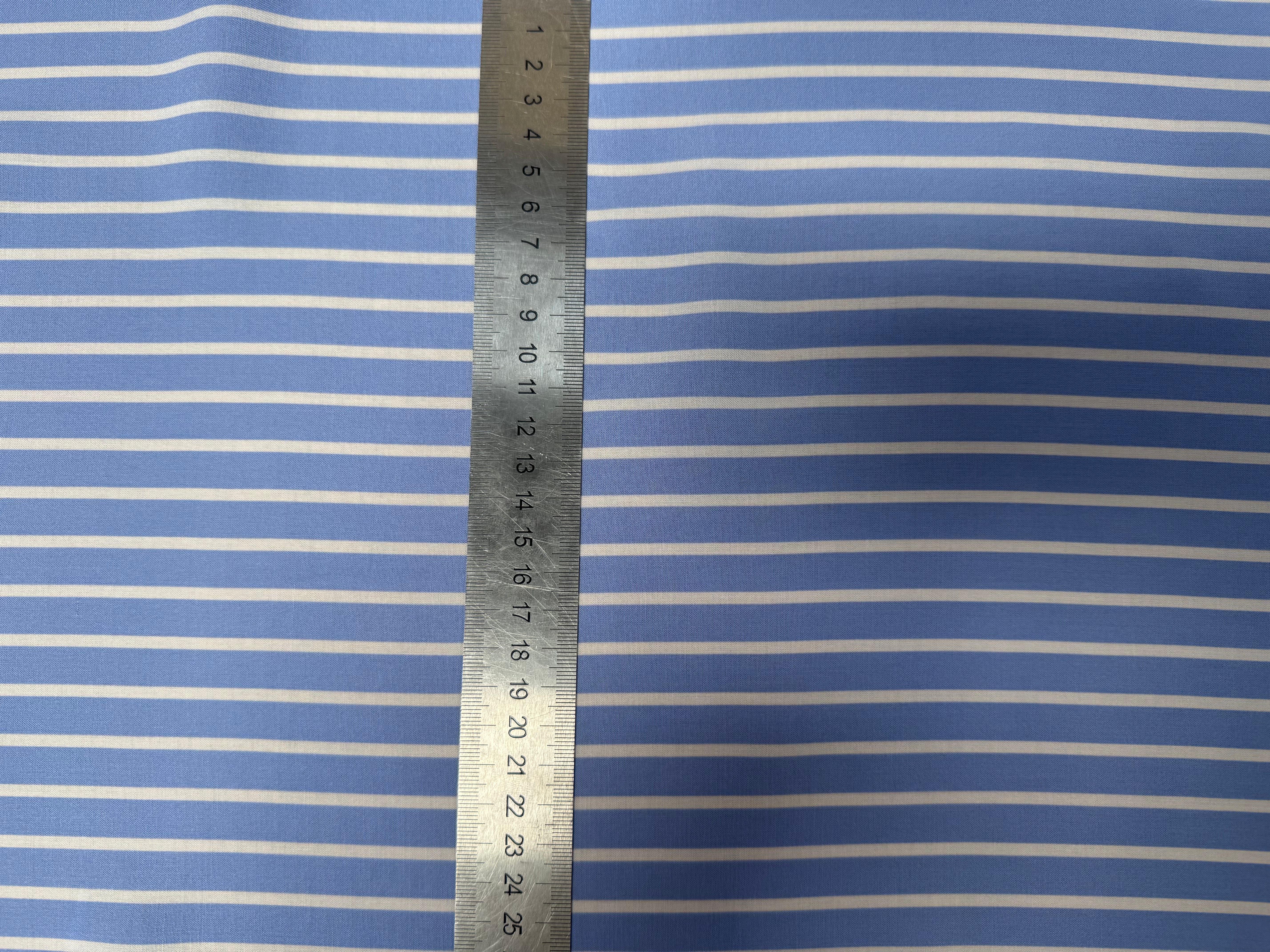 POPELINE DE VISCOSE A RAYURES BLANC ET BLEU - My Little Coupon