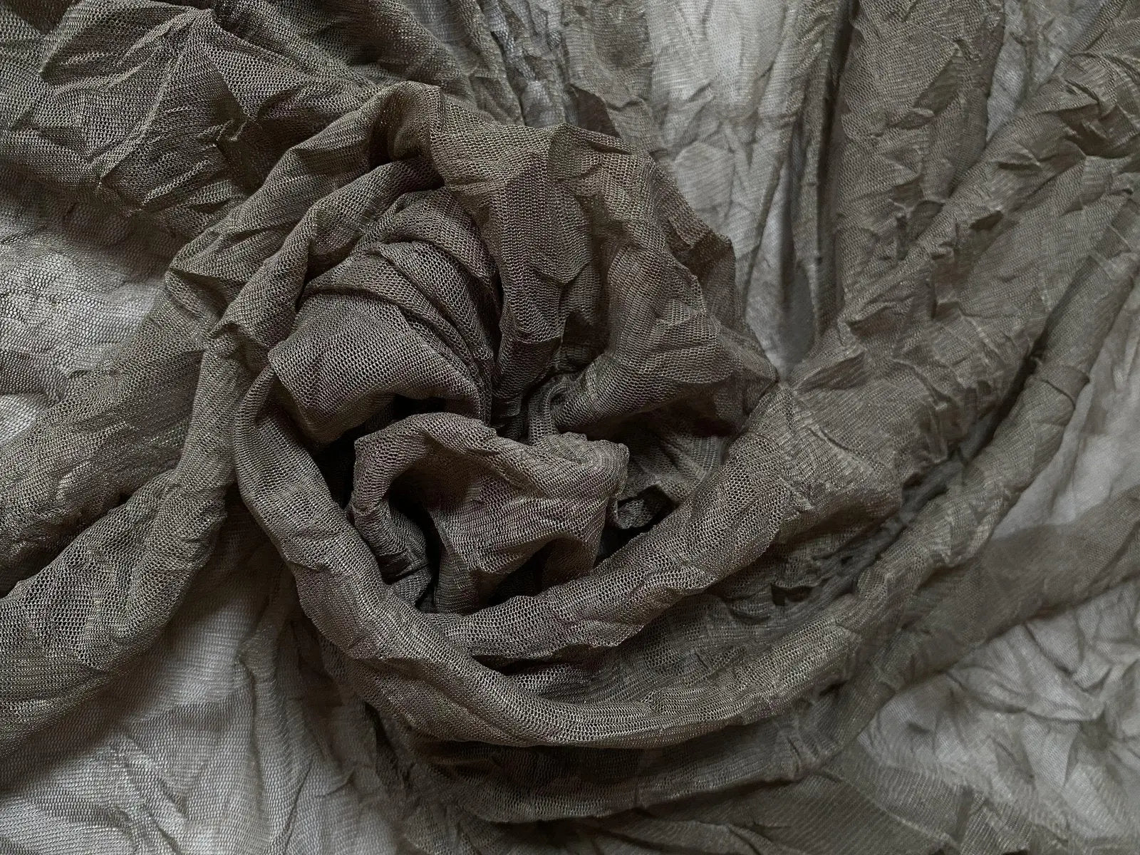 RÉSILLE FINE LYCRA TAUPE EFFET FROISSÉ - coupon de 3 mètres - My Little Coupon - tissu - coudre