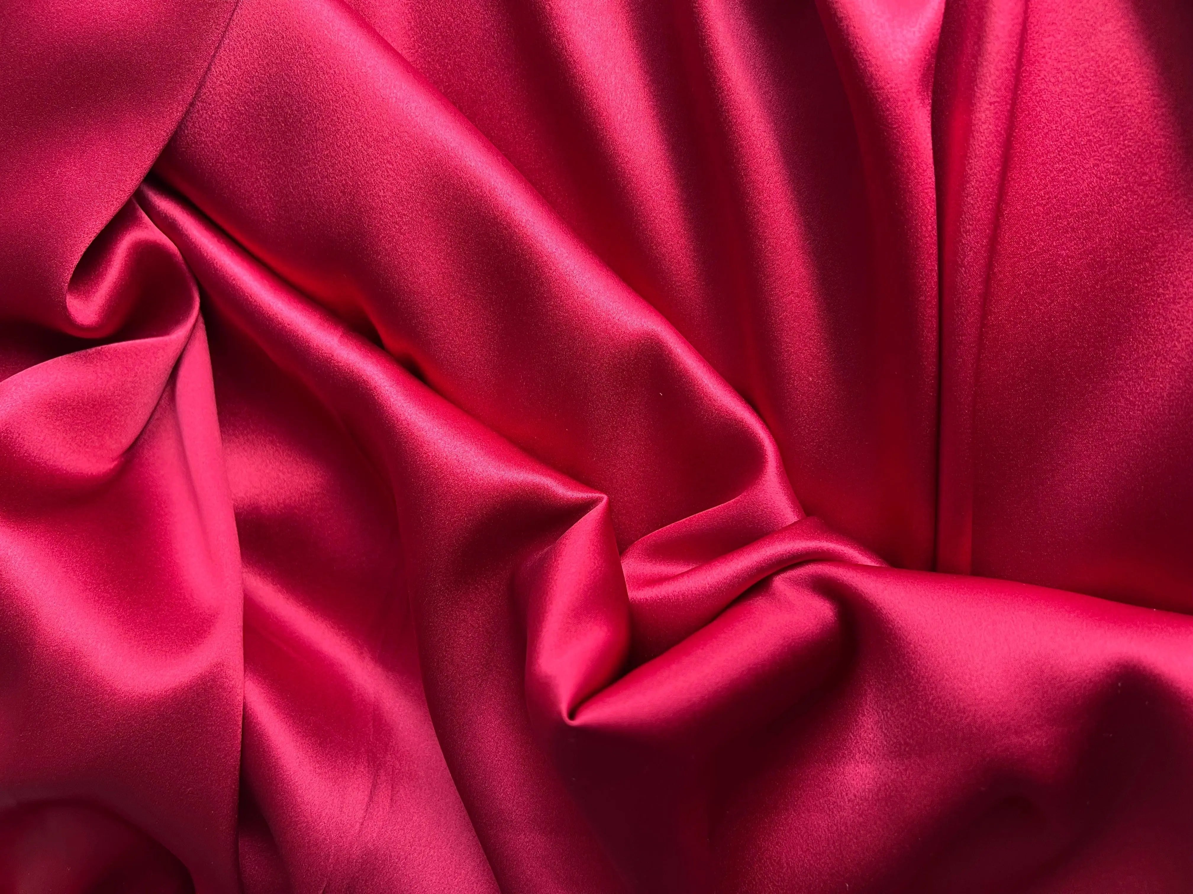 SATIN DE SOIE ROUGE CARMIN - coupon de 3 mètres - My Little Coupon - tissu - coudre